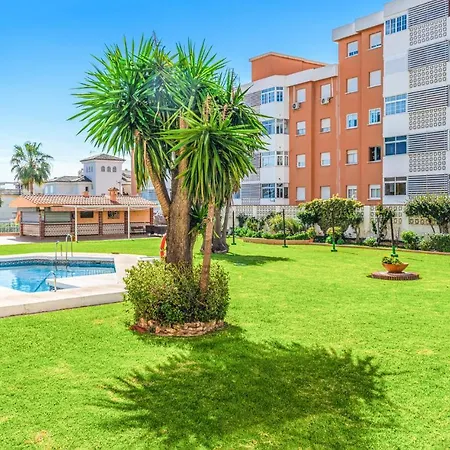 Apartamento Amazing In With Internet, Outdoor Swimming Pool And Swimming Pool